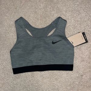Nike sports bra, size S